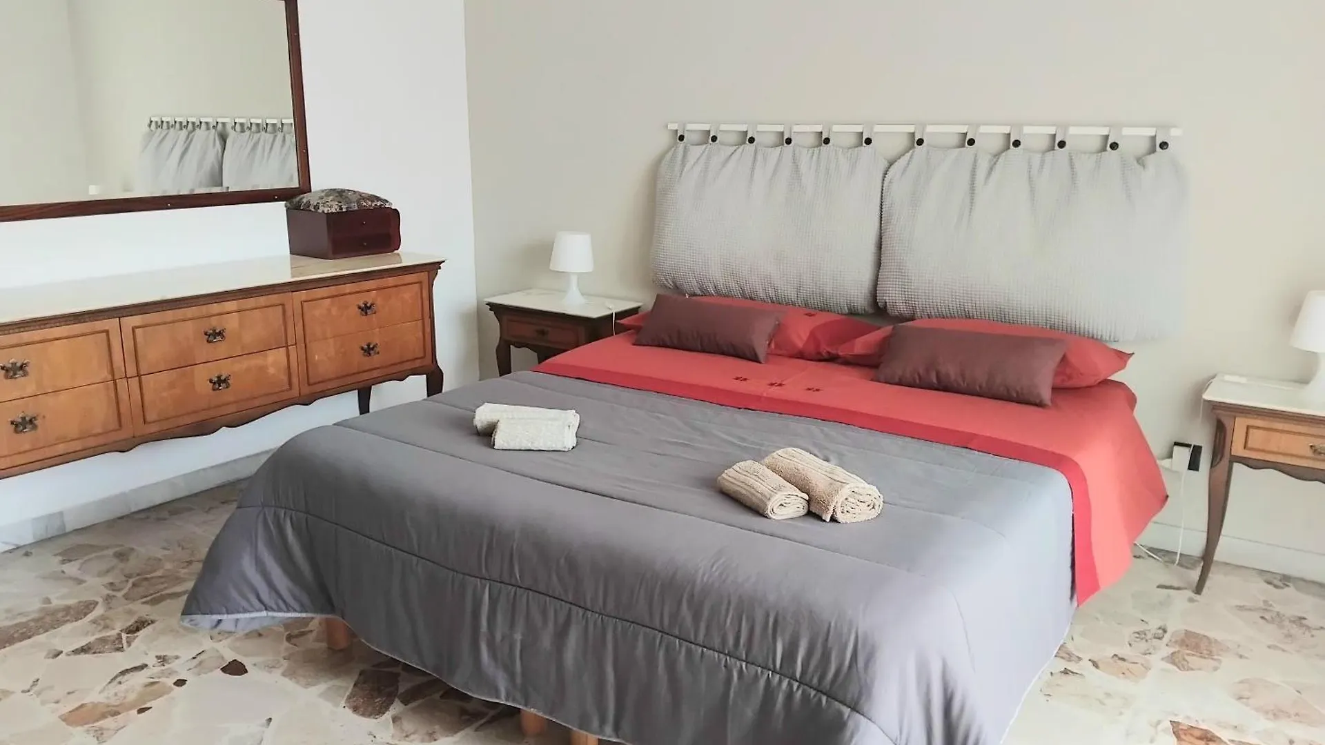 Vittoria Apartment 4 Posti Letto Parcheggio Libero Catania